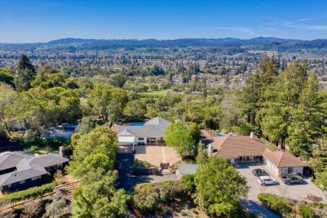 1236 N Fitch Mountain Road Healdsburg CA 95448