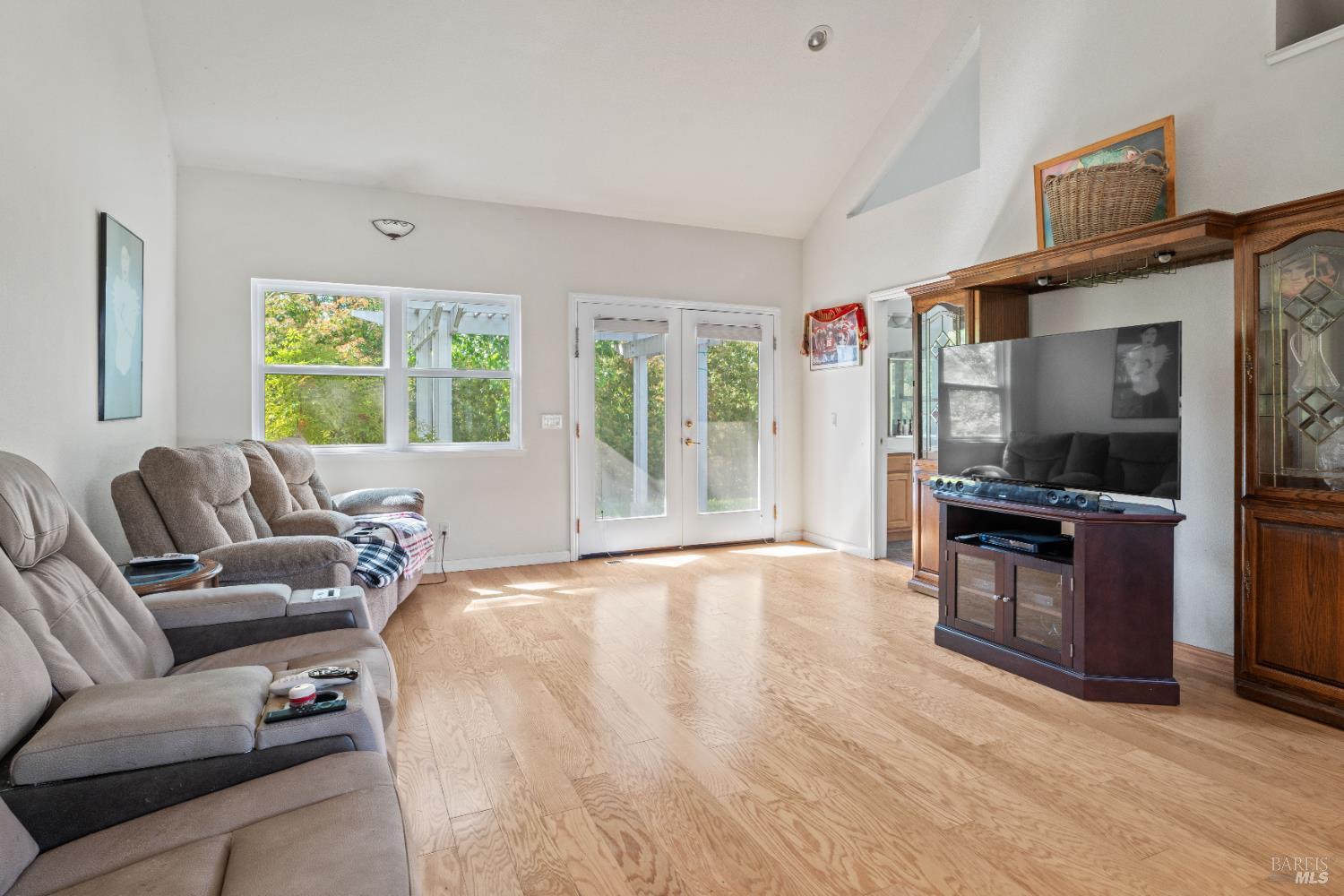 5081 Highway 175 Hopland CA 95449