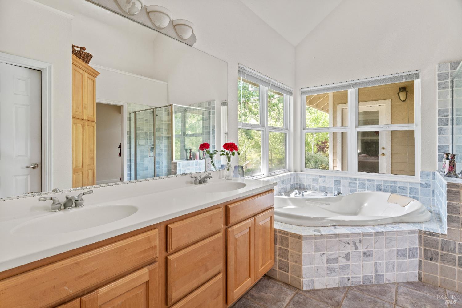 5081 Highway 175 Hopland CA 95449