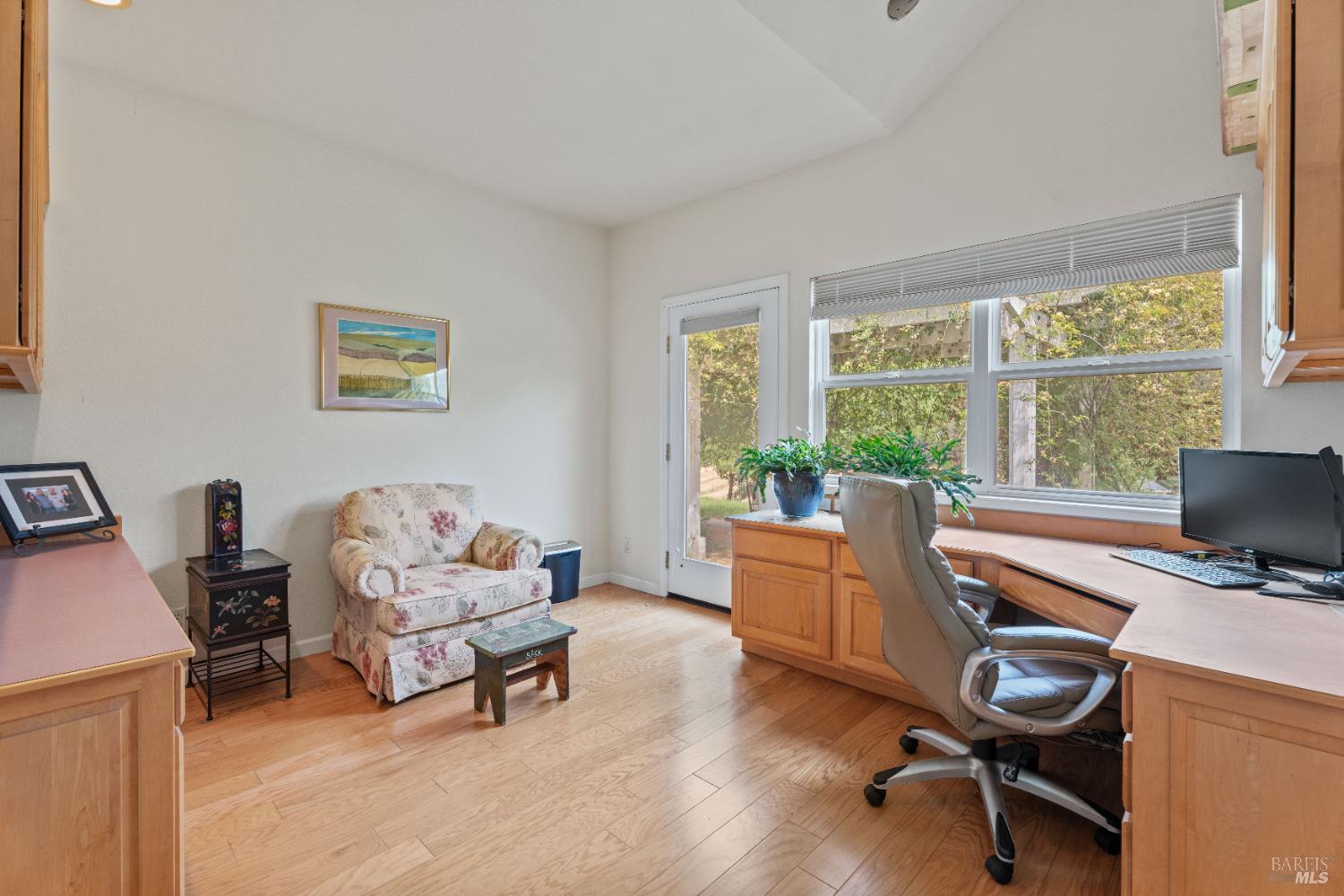 5081 Highway 175 Hopland CA 95449