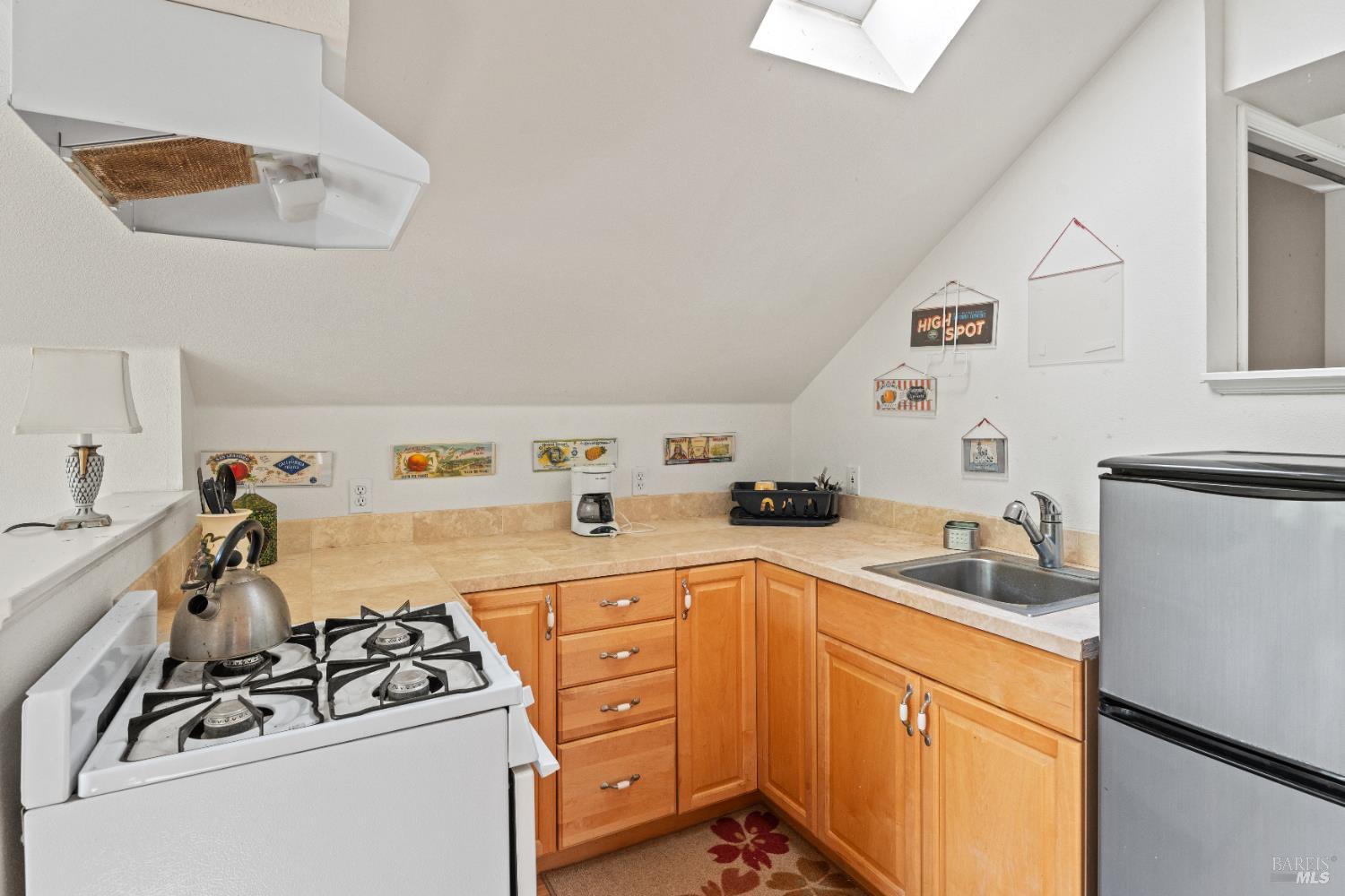 5081 Highway 175 Hopland CA 95449