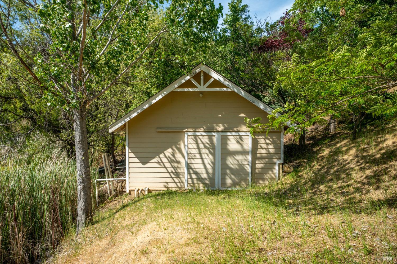 5081 Highway 175 Hopland CA 95449