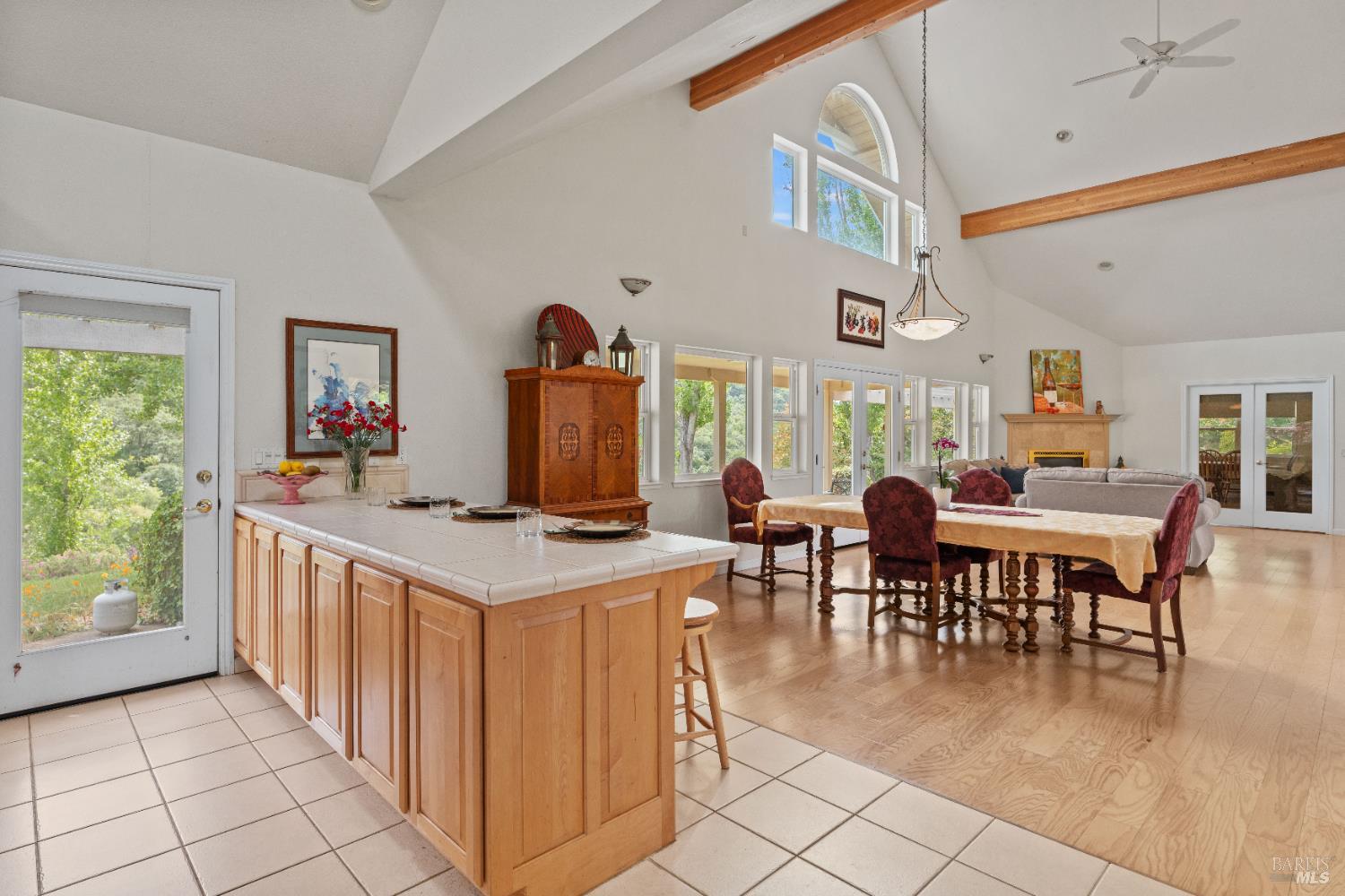 5081 Highway 175 Hopland CA 95449