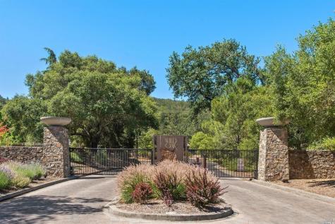 833 Wild Oak Drive Santa Rosa CA 95409