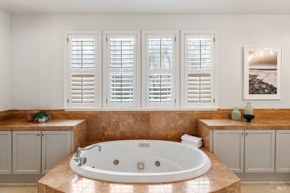 101 Windwalker Way Novato CA 94945