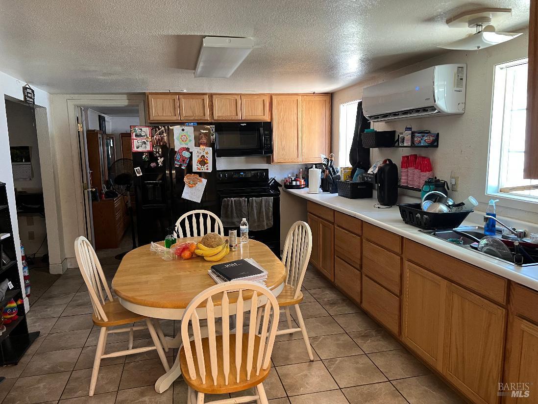 13980 Manakee Avenue Clearlake CA 95422