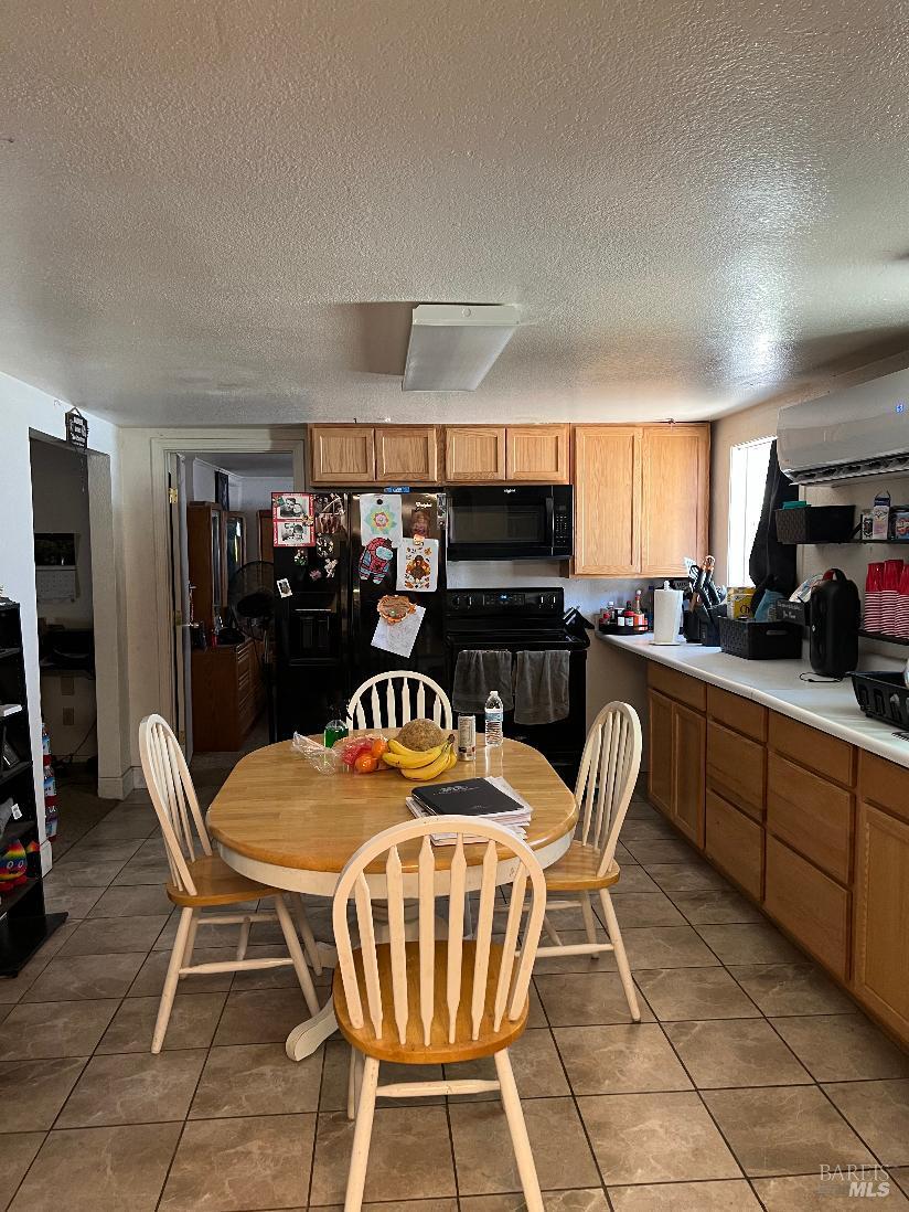 13980 Manakee Avenue Clearlake CA 95422