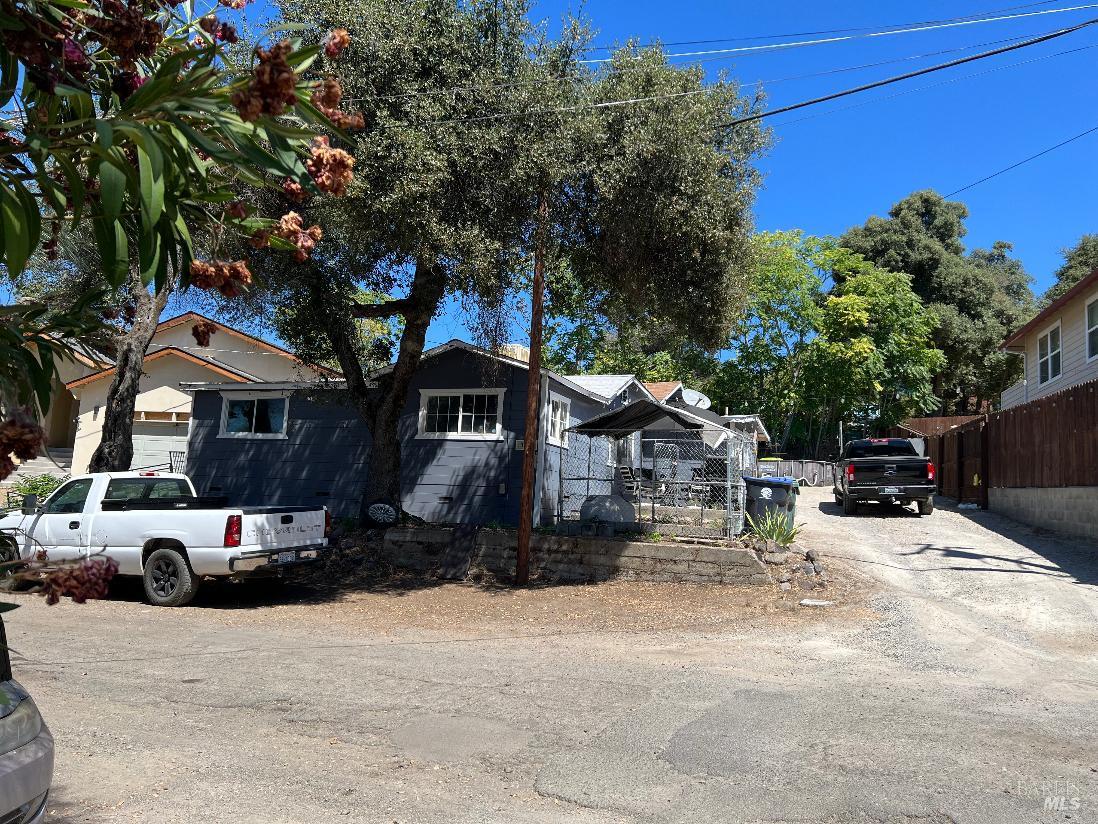 13980 Manakee Avenue Clearlake CA 95422