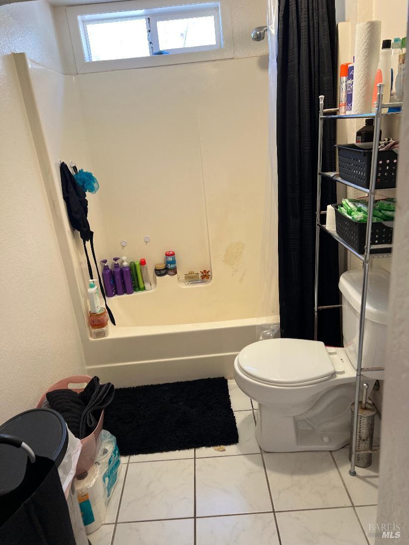 13980 Manakee Avenue Clearlake CA 95422