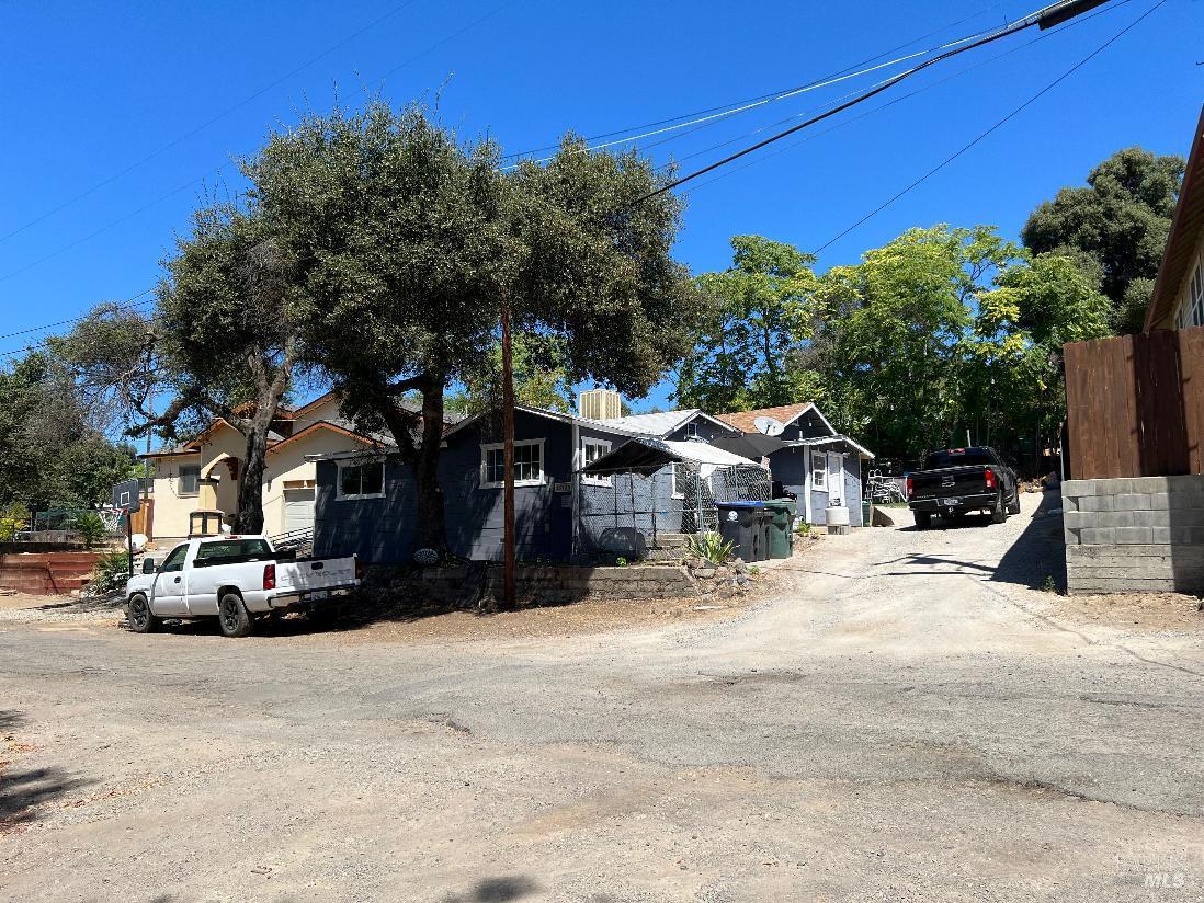 13980 Manakee Avenue Clearlake CA 95422
