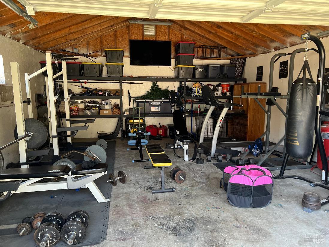 13980 Manakee Avenue Clearlake CA 95422