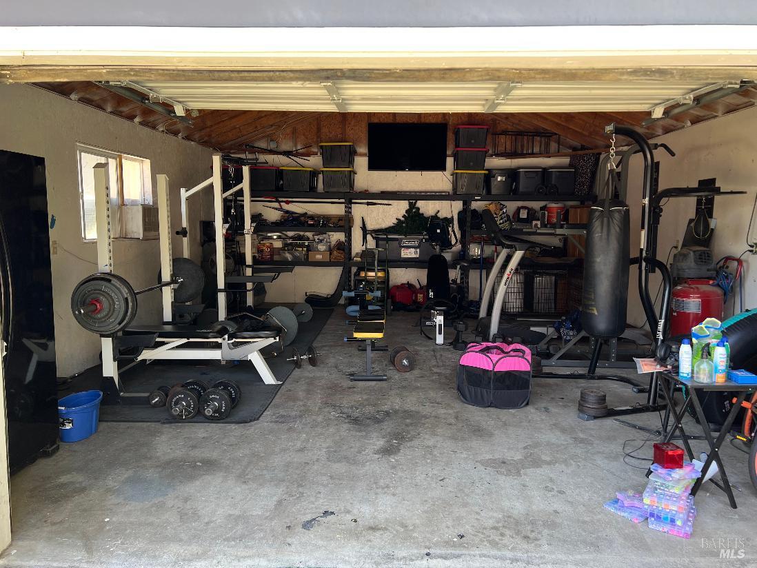 13980 Manakee Avenue Clearlake CA 95422