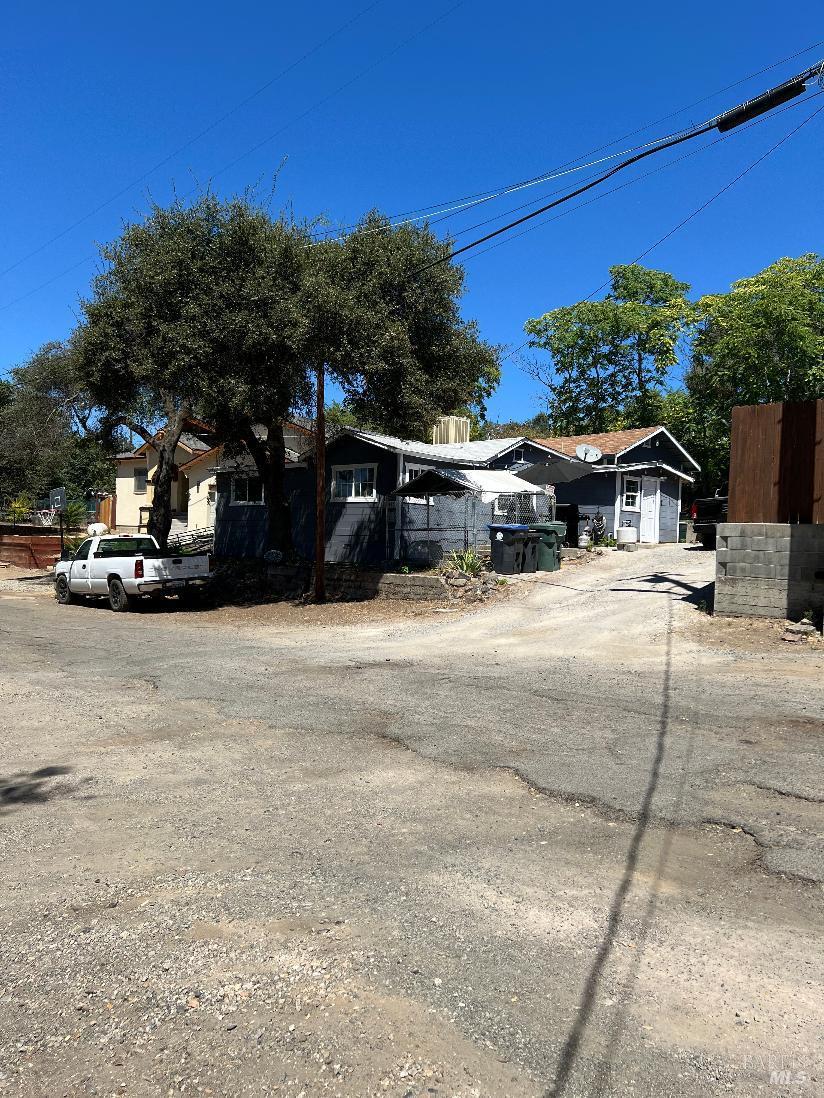 13980 Manakee Avenue Clearlake CA 95422