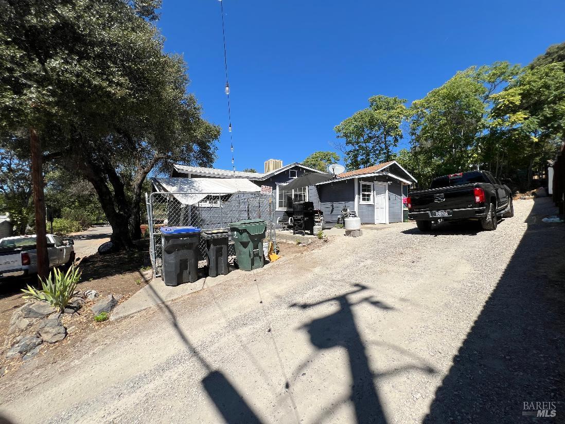 13980 Manakee Avenue Clearlake CA 95422