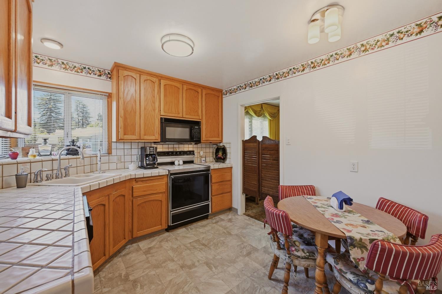 1624 Ora Drive Napa CA 94559