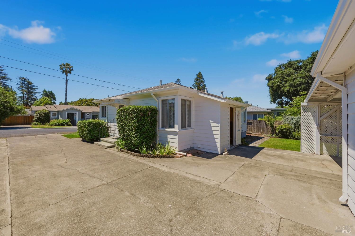 1624 Ora Drive Napa CA 94559