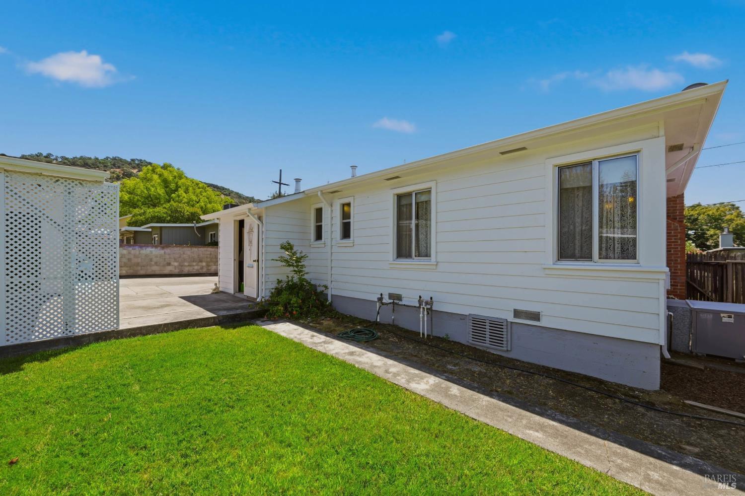 1624 Ora Drive Napa CA 94559