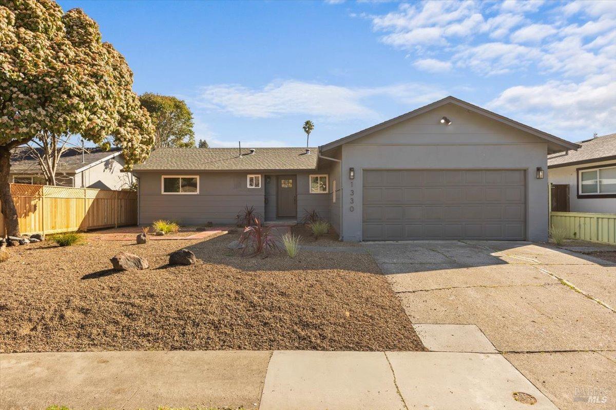 1330 Mcminn Avenue Santa Rosa CA 95407