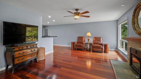 6463 Meadowridge Drive Santa Rosa CA 95409