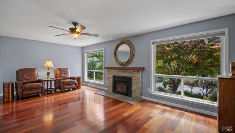 6463 Meadowridge Drive Santa Rosa CA 95409
