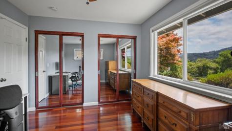 6463 Meadowridge Drive Santa Rosa CA 95409