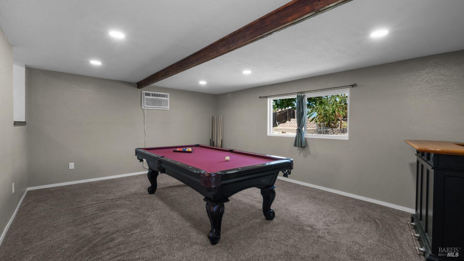 655 W Creekside Circle Dixon CA 95620
