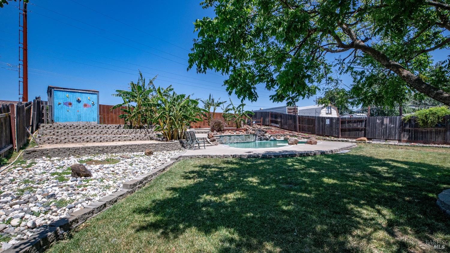 655 W Creekside Circle Dixon CA 95620