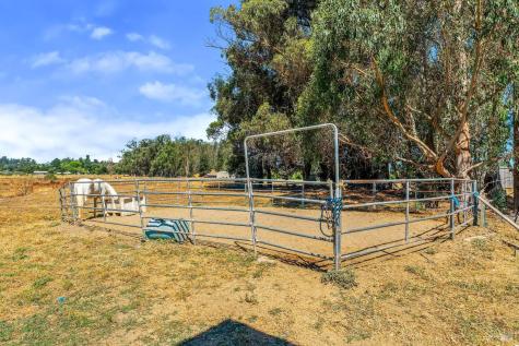 365 E Railroad Avenue Cotati CA 94931