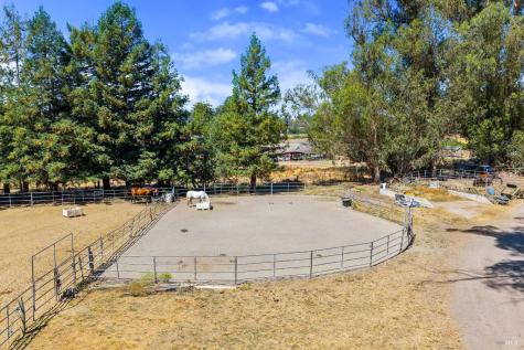 365 E Railroad Avenue Cotati CA 94931