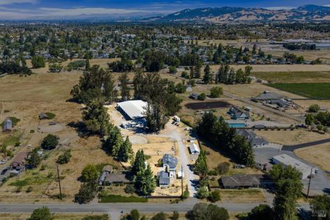 365 E Railroad Avenue Cotati CA 94931