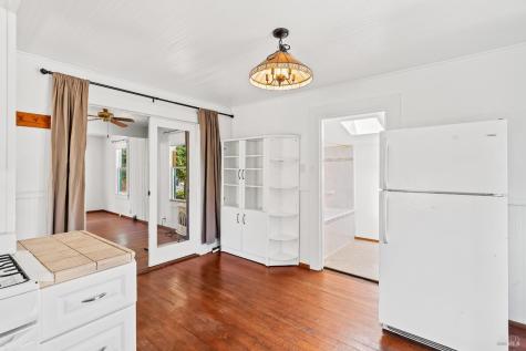 365 E Railroad Avenue Cotati CA 94931