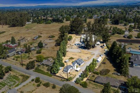 365 E Railroad Avenue Cotati CA 94931