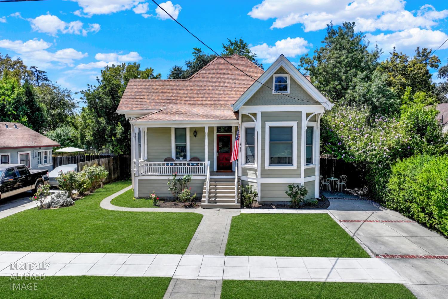 58 2nd Woodland CA 95695