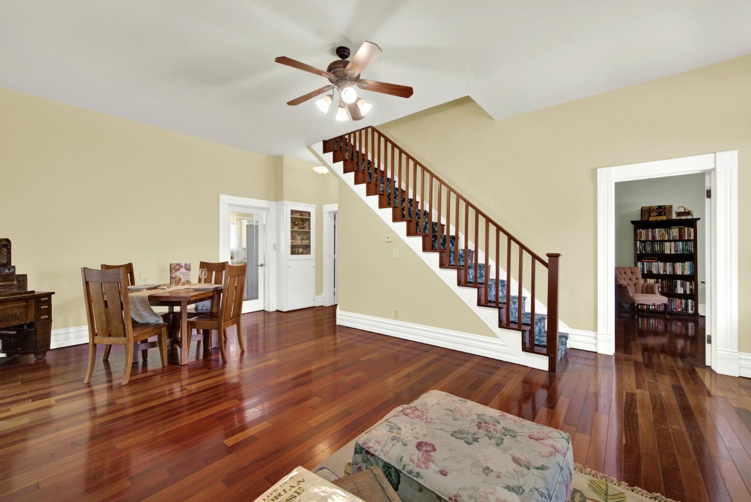58 2nd Woodland CA 95695