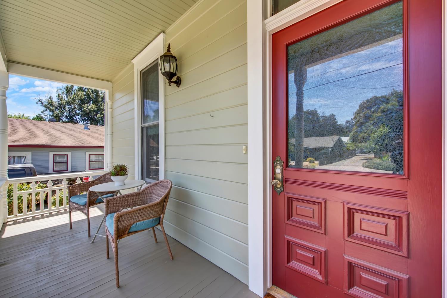 58 2nd Woodland CA 95695