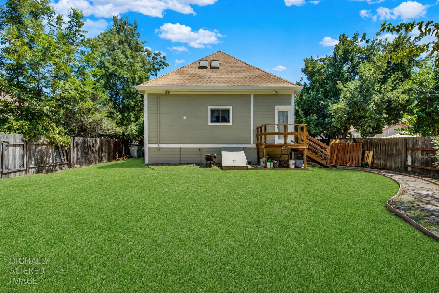 58 2nd Woodland CA 95695