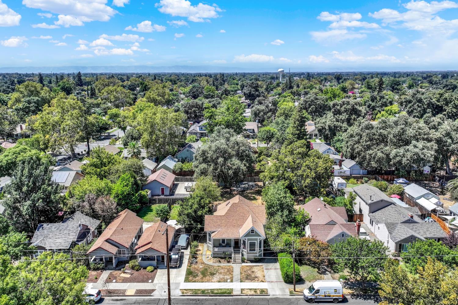 58 2nd Woodland CA 95695