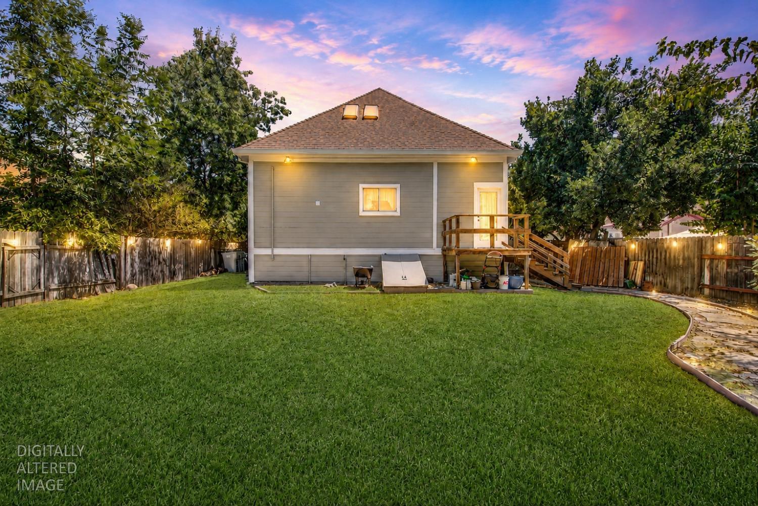 58 2nd Woodland CA 95695