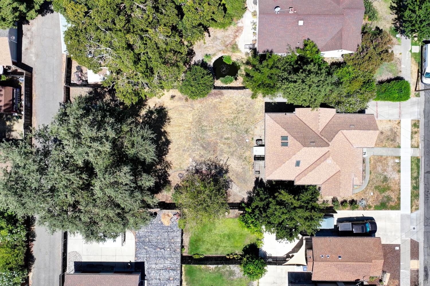 58 2nd Woodland CA 95695