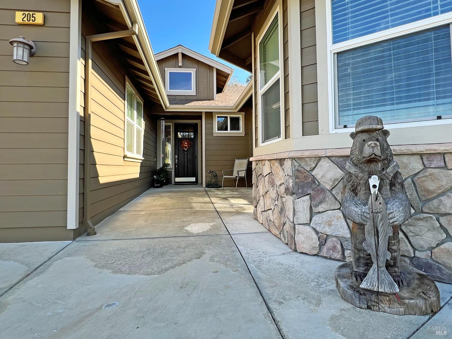 205 Haehl Creek Court Willits CA 95490