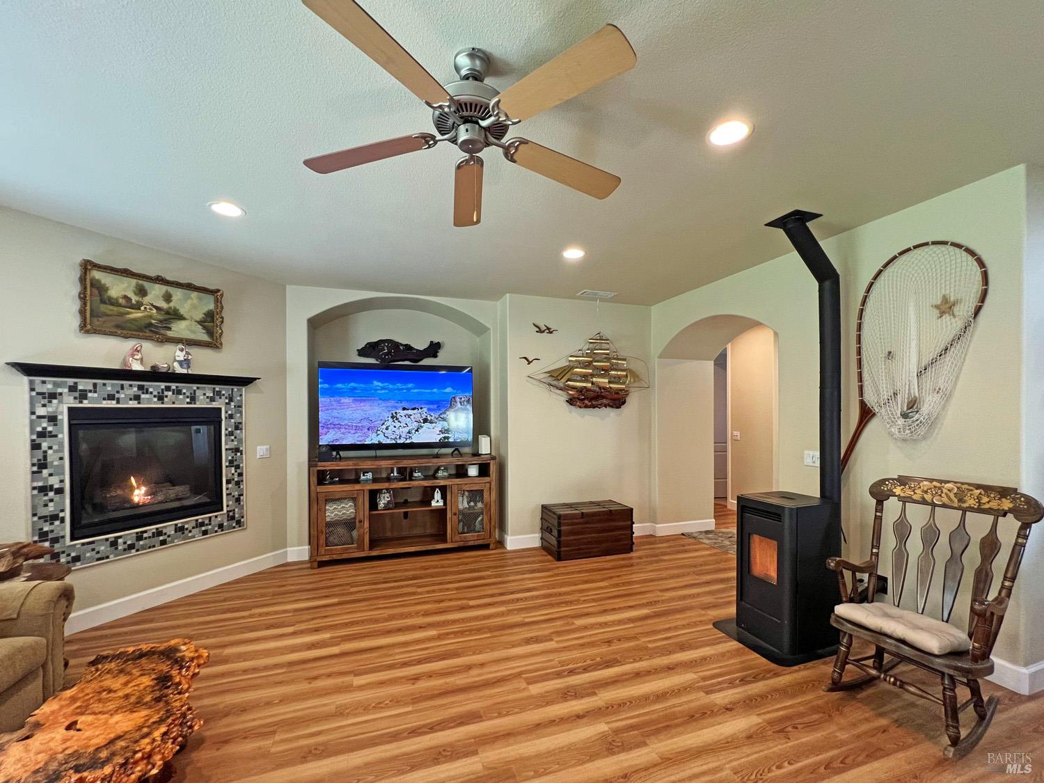 205 Haehl Creek Court Willits CA 95490