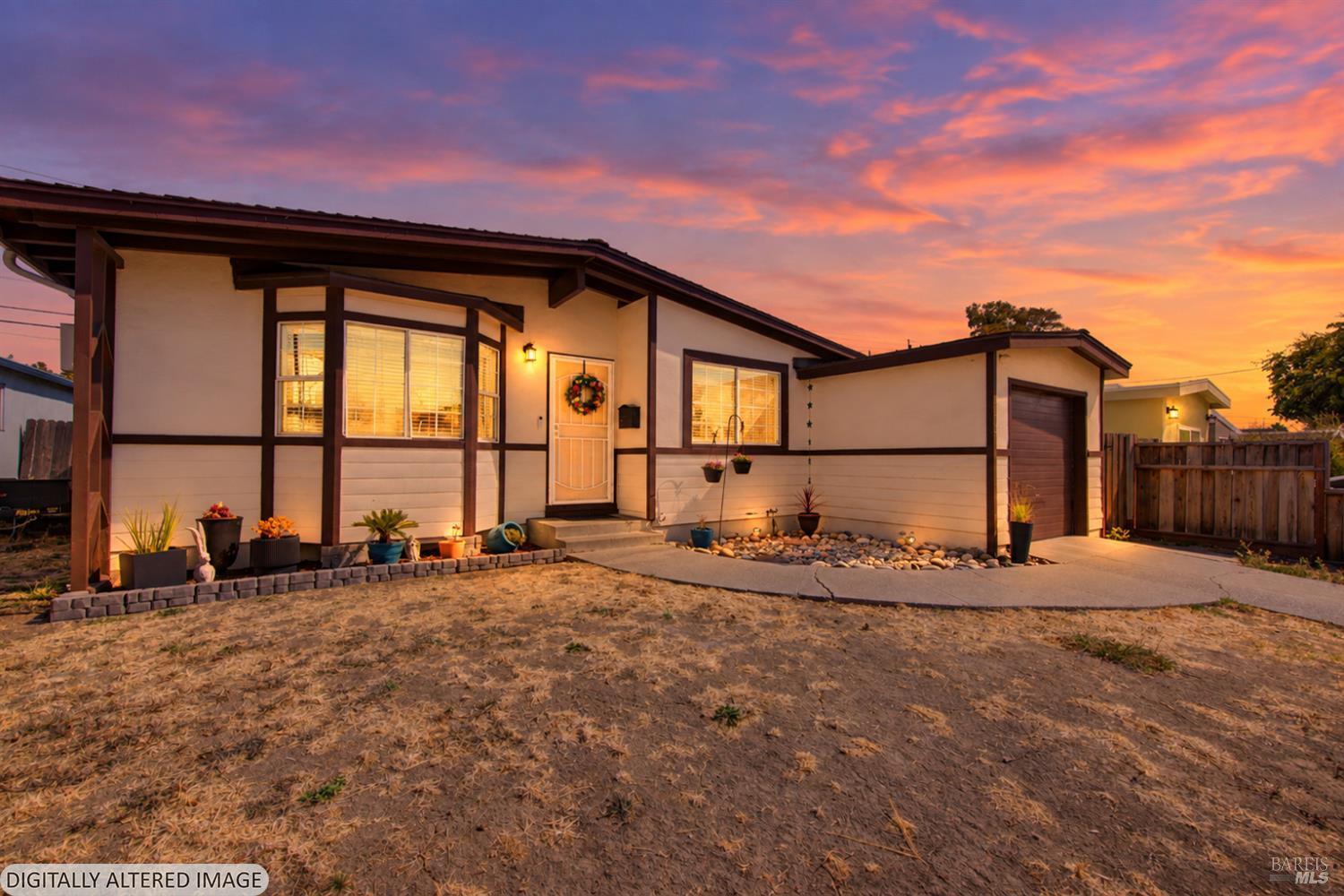 1112 Mckinley Street Fairfield CA 94533