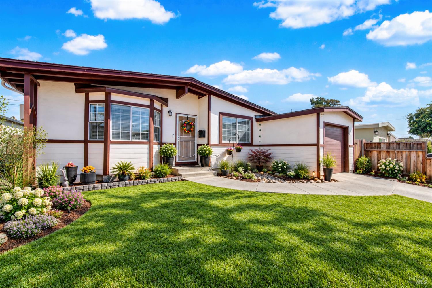 1112 Mckinley Street Fairfield CA 94533