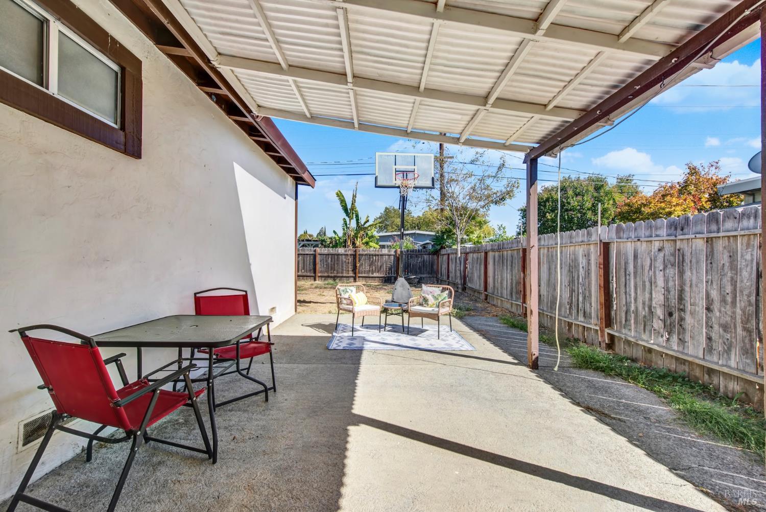 1112 Mckinley Street Fairfield CA 94533