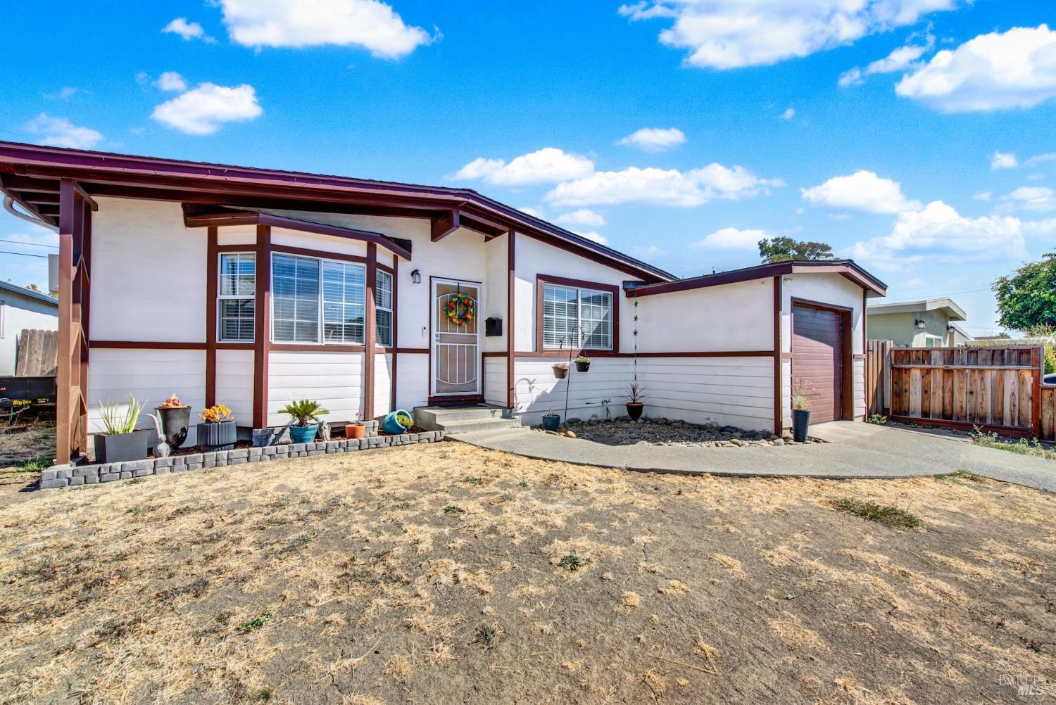1112 Mckinley Street Fairfield CA 94533