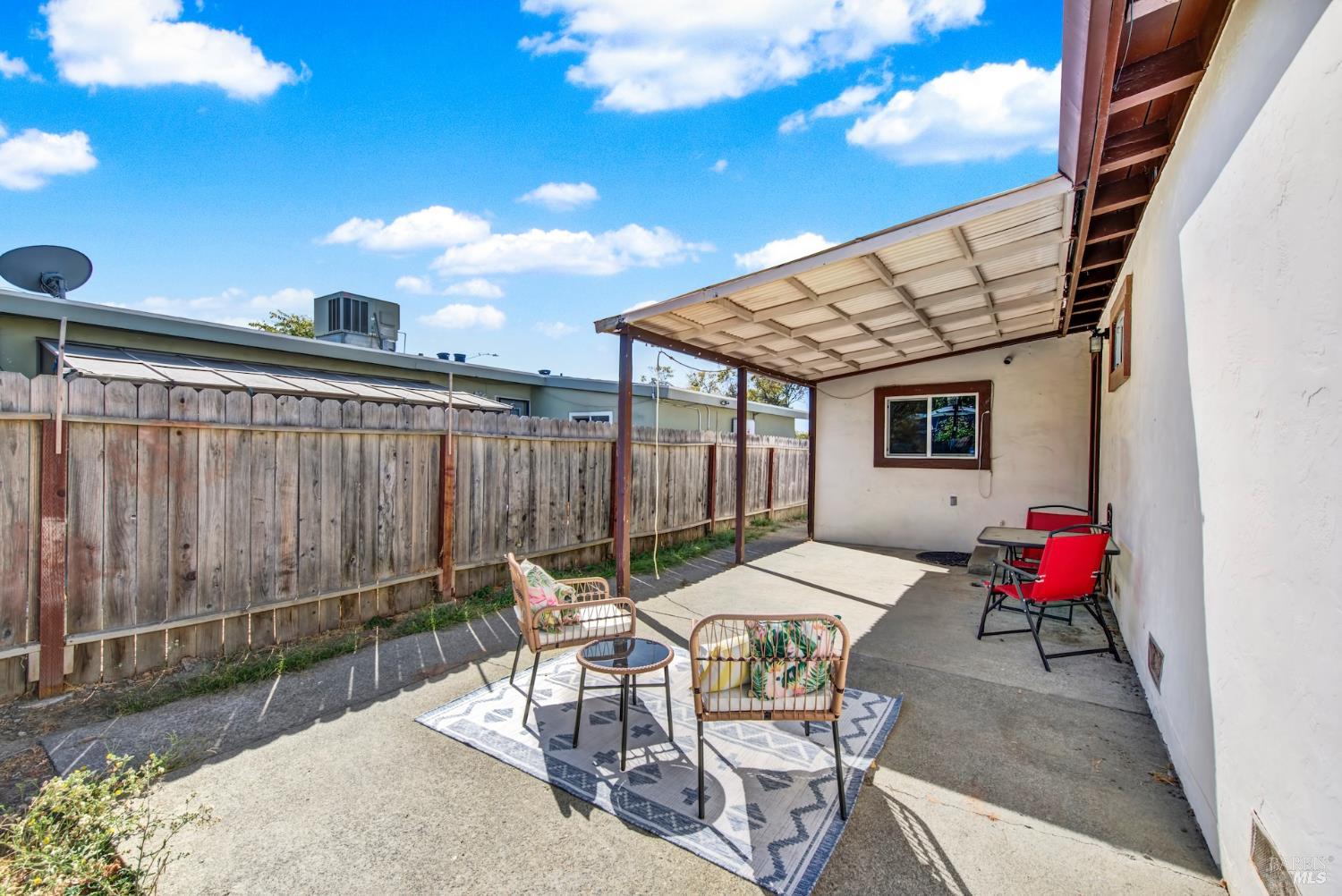 1112 Mckinley Street Fairfield CA 94533