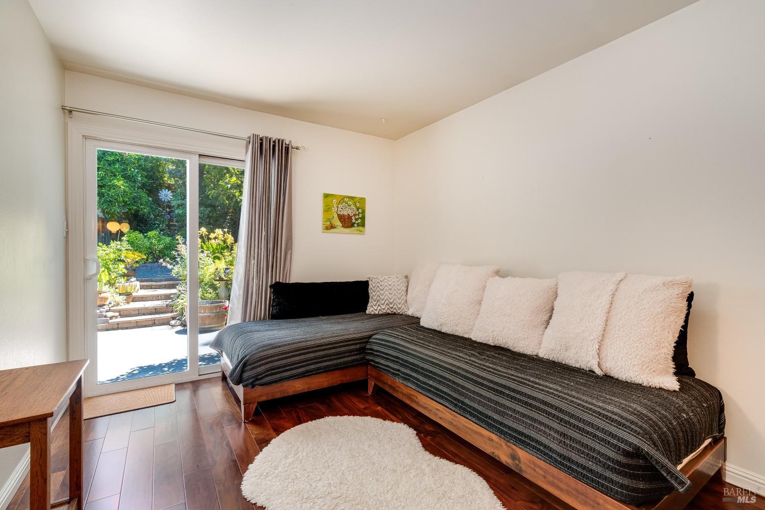 1664 Meek Avenue Napa CA 94559