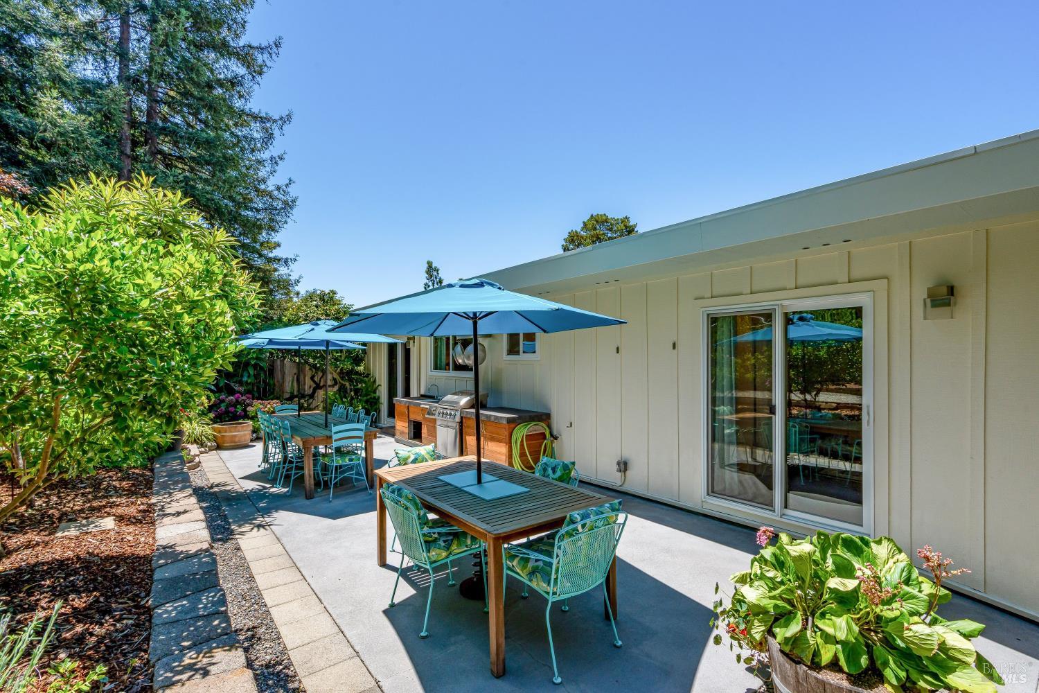 1664 Meek Avenue Napa CA 94559