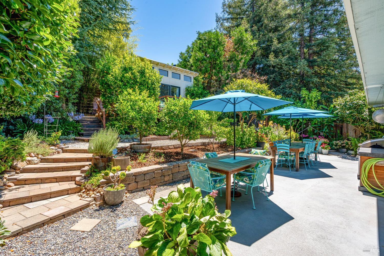 1664 Meek Avenue Napa CA 94559