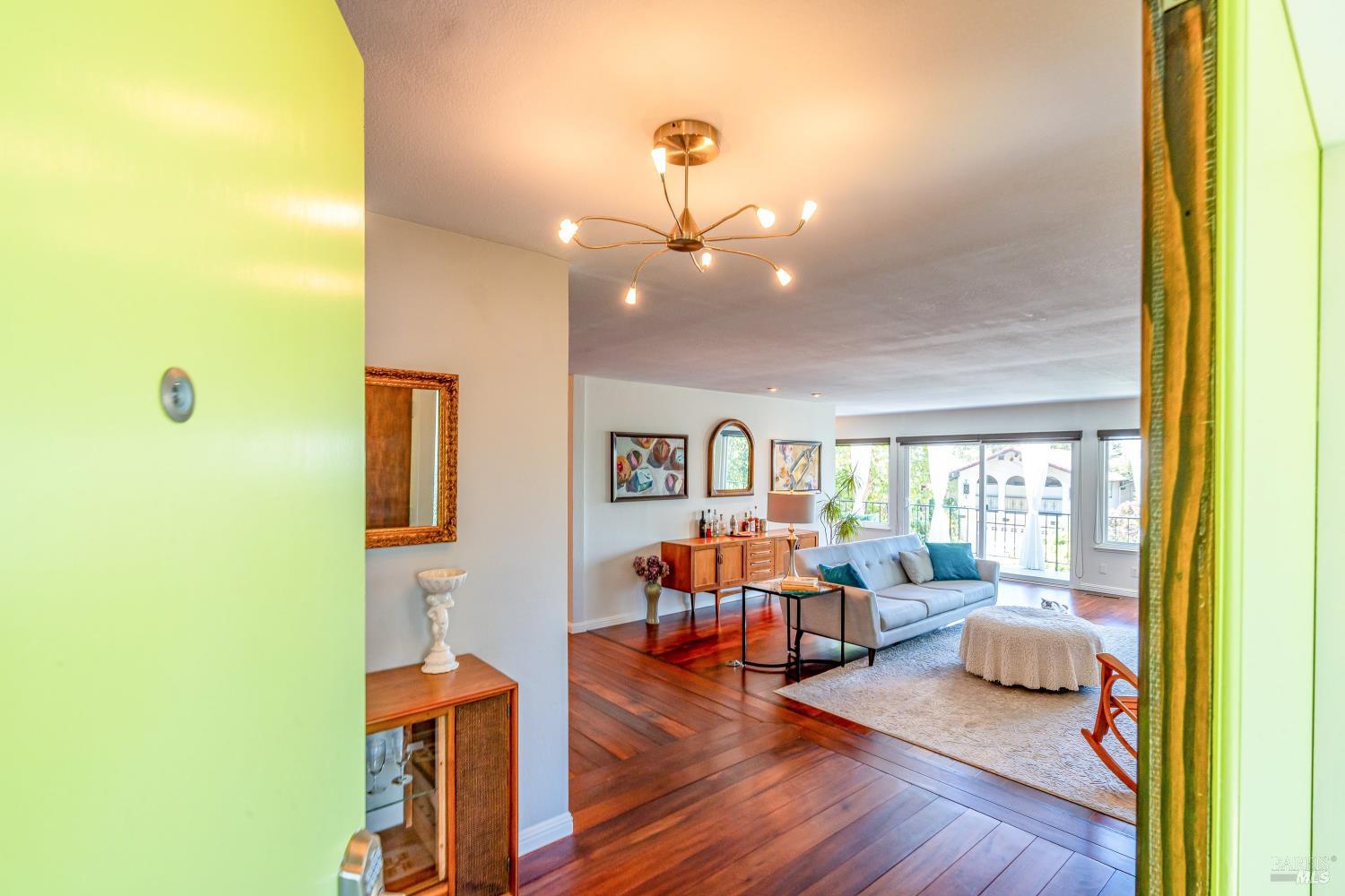 1664 Meek Avenue Napa CA 94559